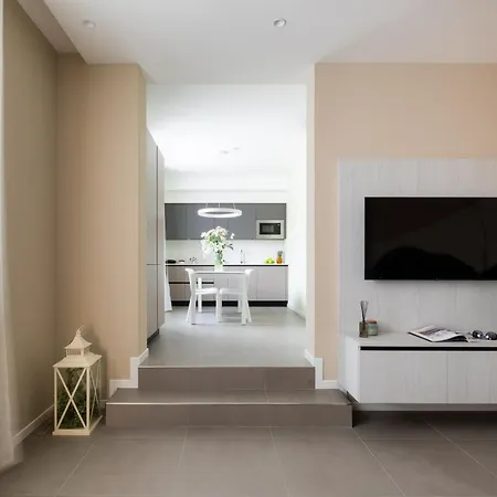 Lido Di Dante Apartment