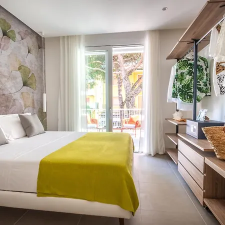 Lido Di Dante Apartment